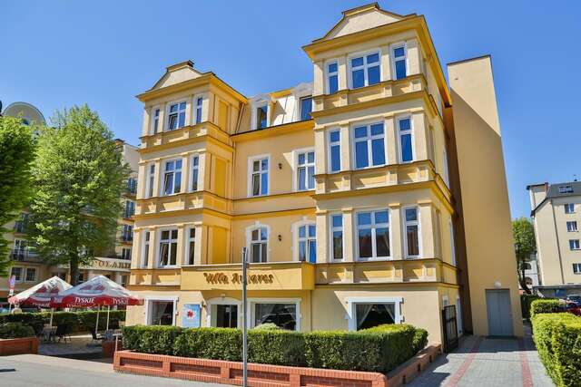 Отели типа «постель и завтрак» Villa Antares I & II Свиноуйсьце-3